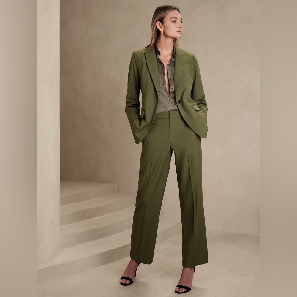 Banana Republic Factory Olive Green Sculpted Suit Blazer & Sculpted Bootcut Pant